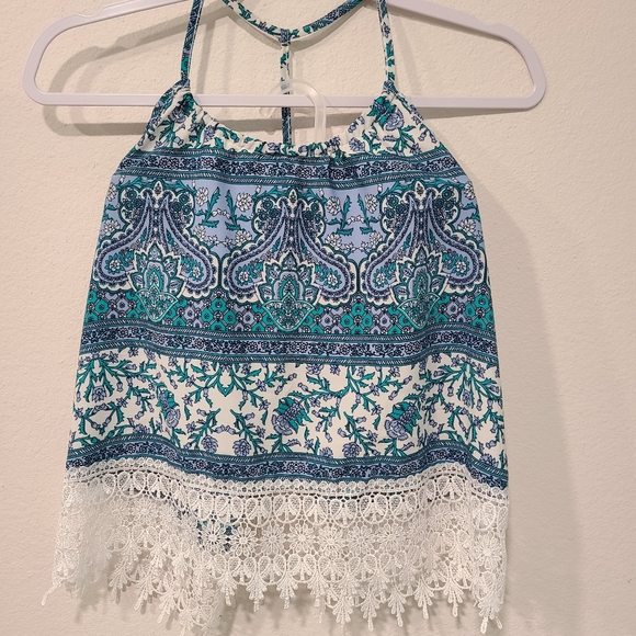 Tank - Picture 2 of 3